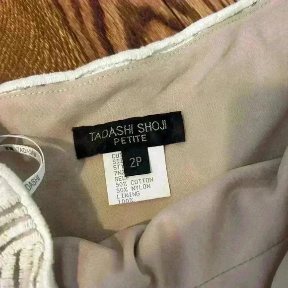 Tadashi Shoji Size 2 Petite White Embroidered One Shoulder Belted Dress Cocktail - Picture 3 of 9